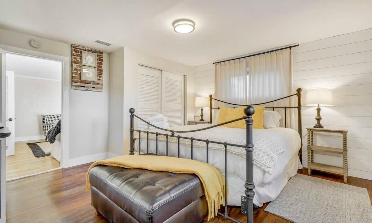 Photo of Bedroom in Monument