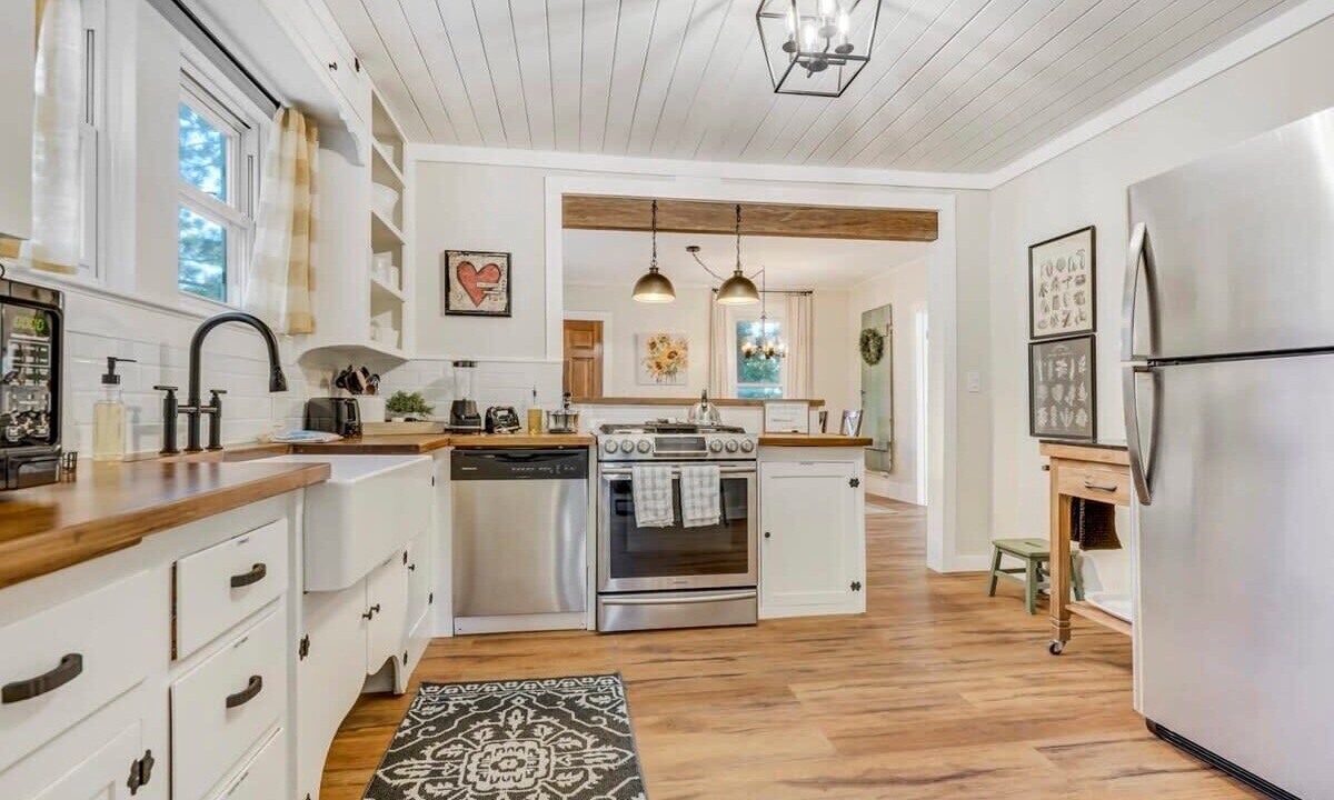 Photo of Kitchen in Monument