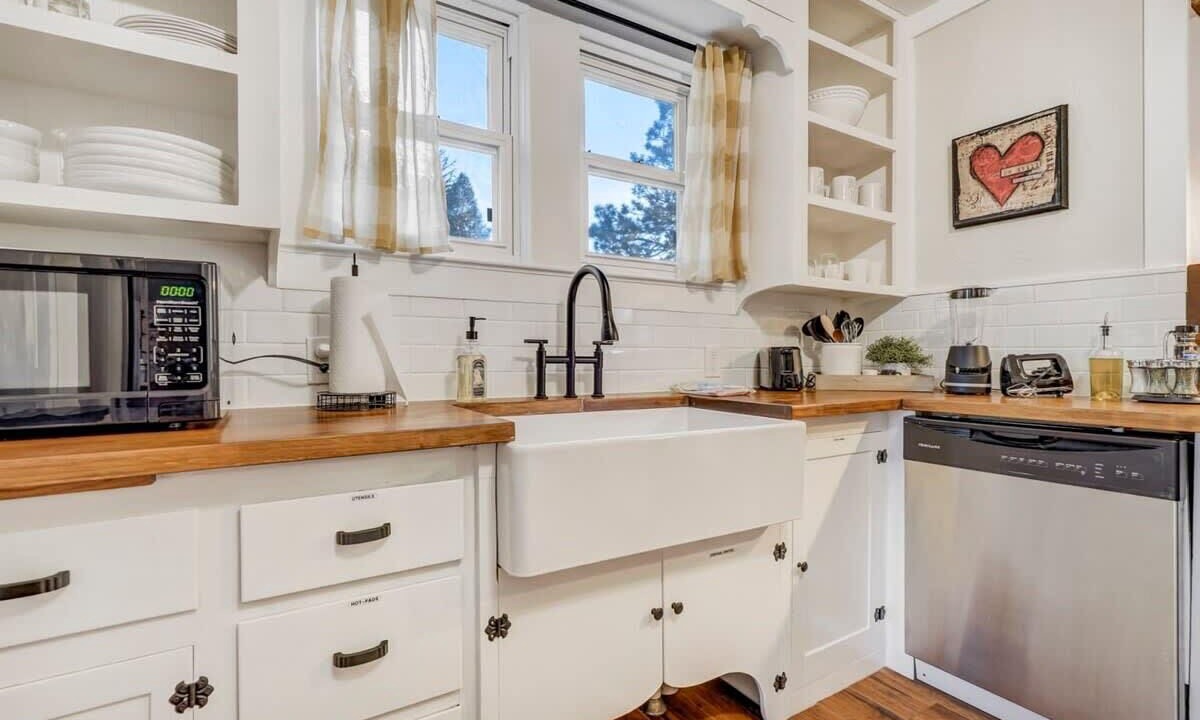 Photo of Kitchen in Monument