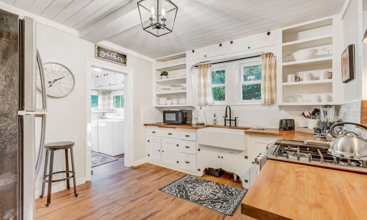Photo of Kitchen in Monument