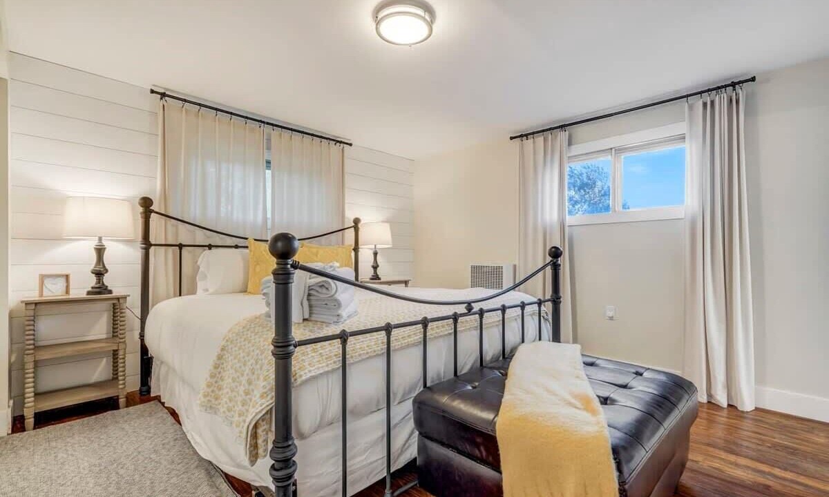 Photo of Bedroom in Monument