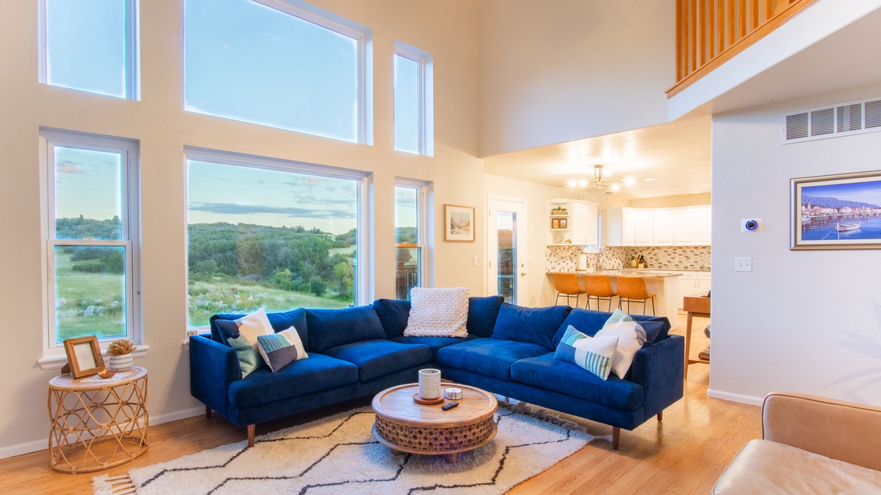 Photo of Livingroom in Castle Rock