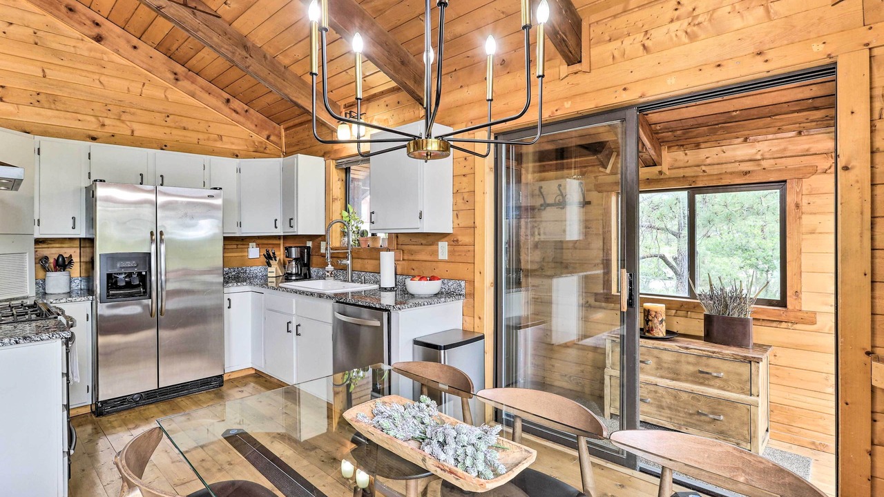 Photo of Kitchen in Twin Creek Village