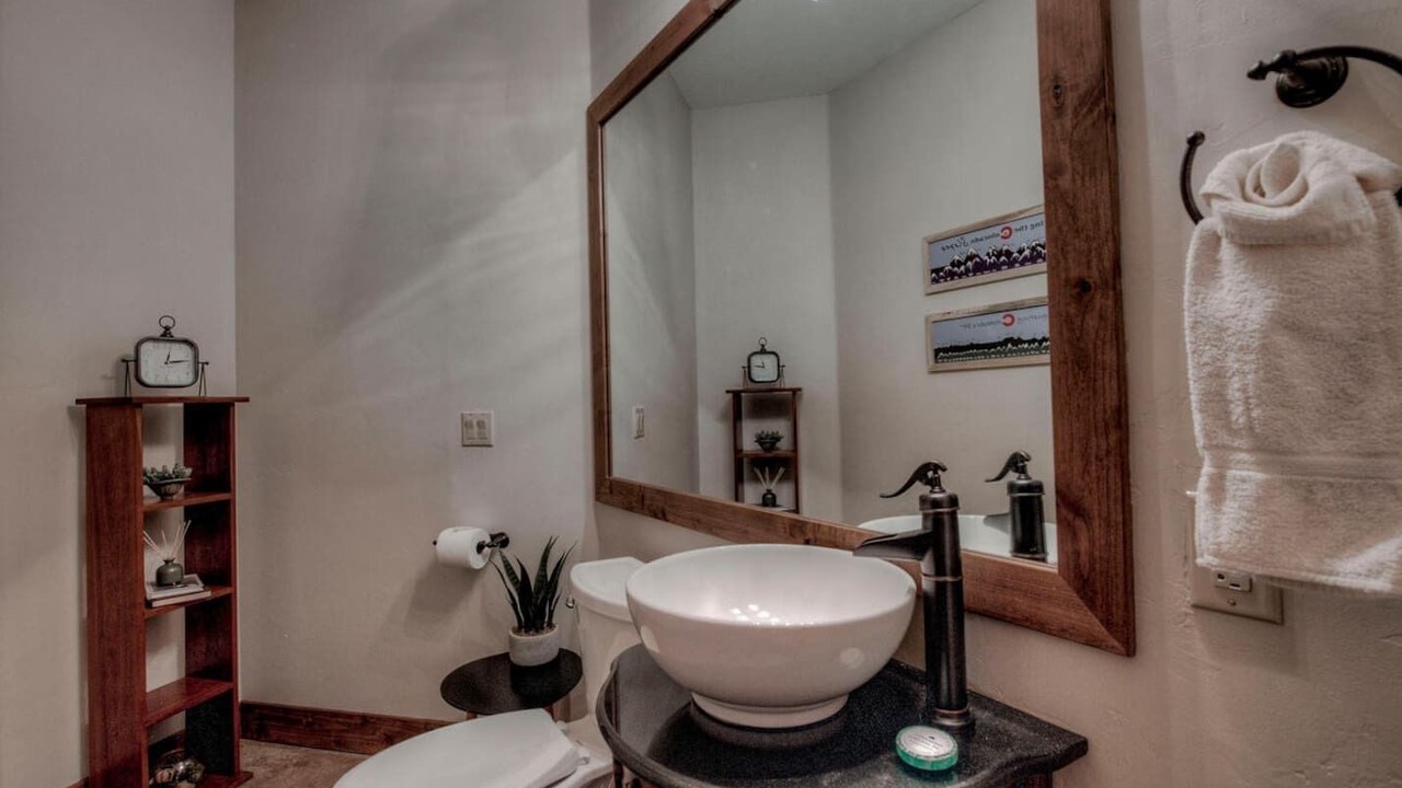 Photo of Bedroom in Three Peaks