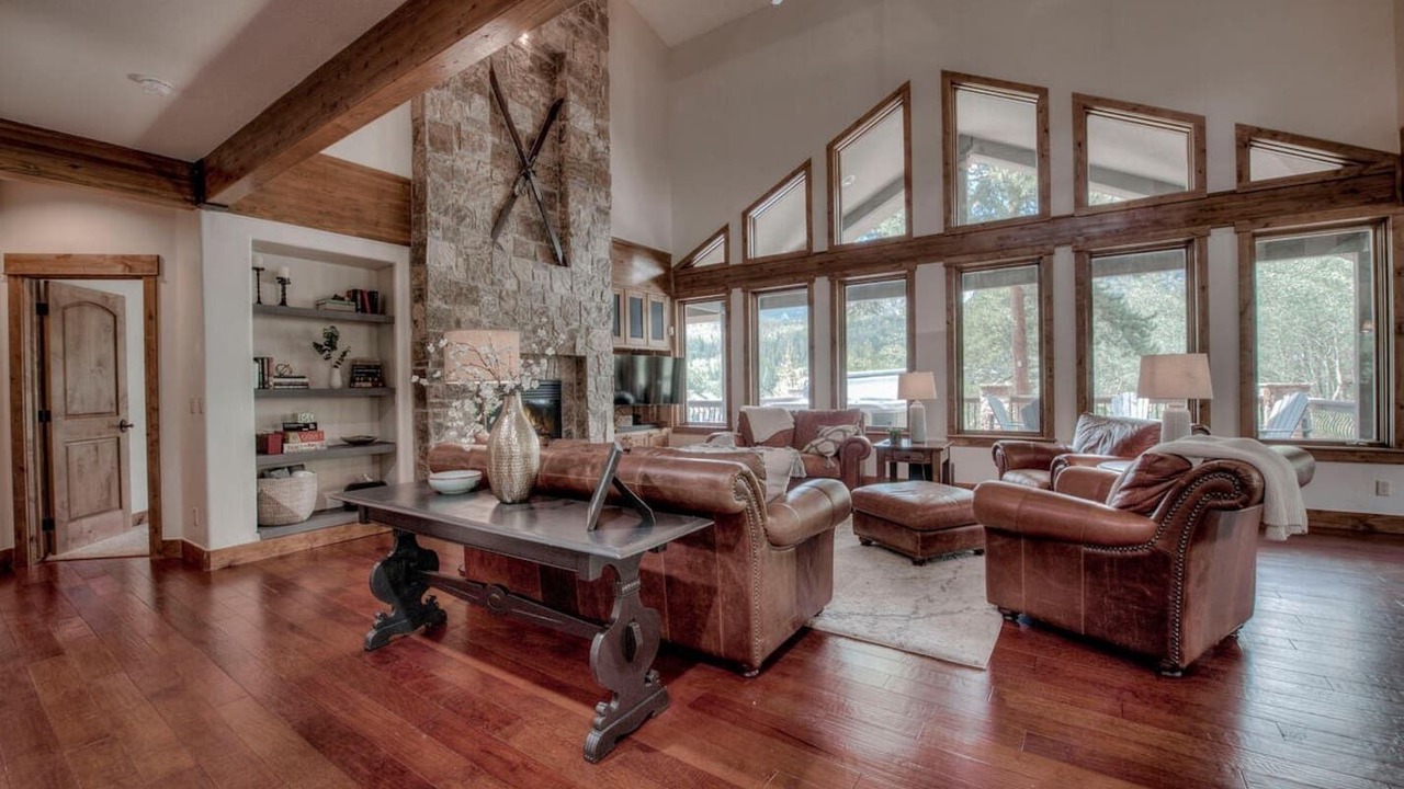 Photo of Bedroom in Three Peaks