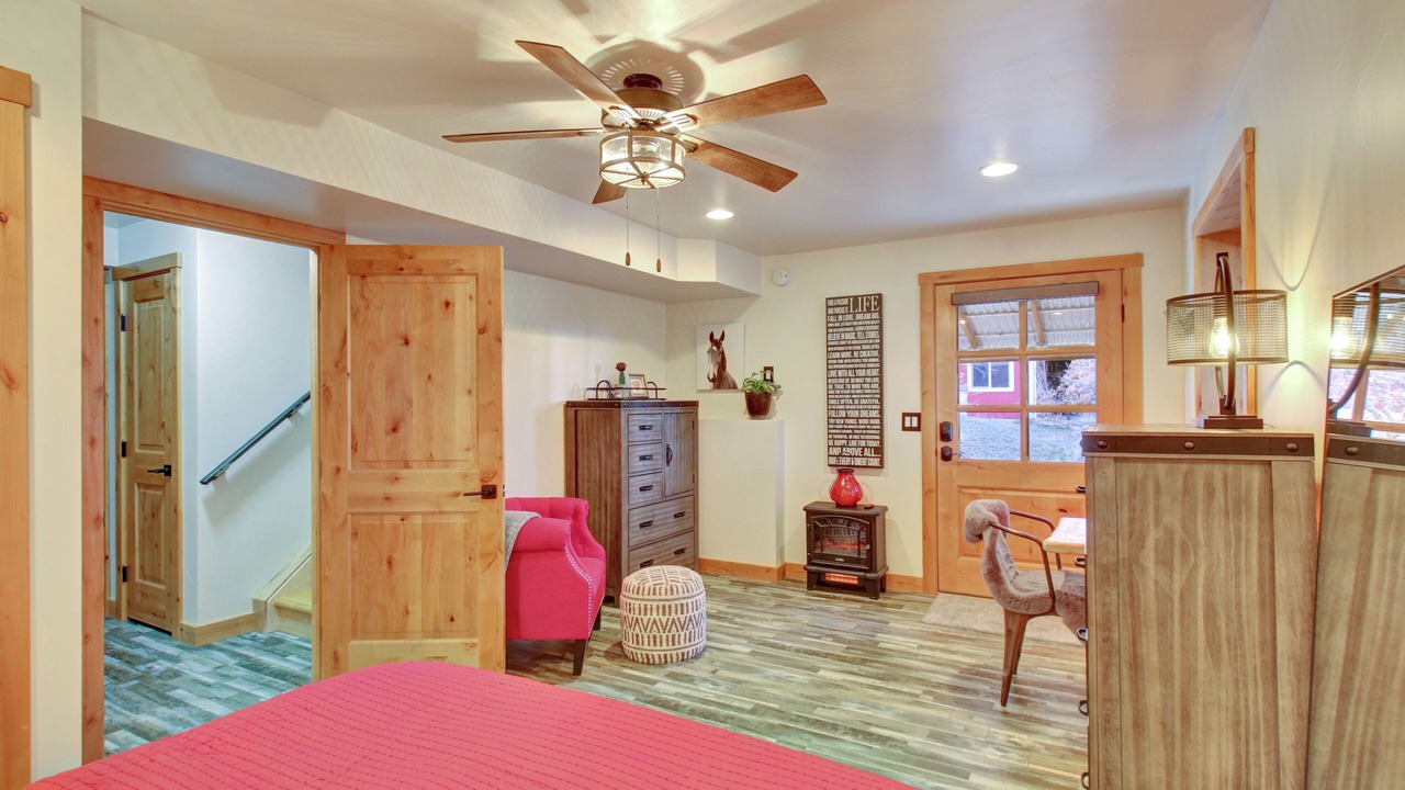 Photo of Bedroom in Palmer Lake
