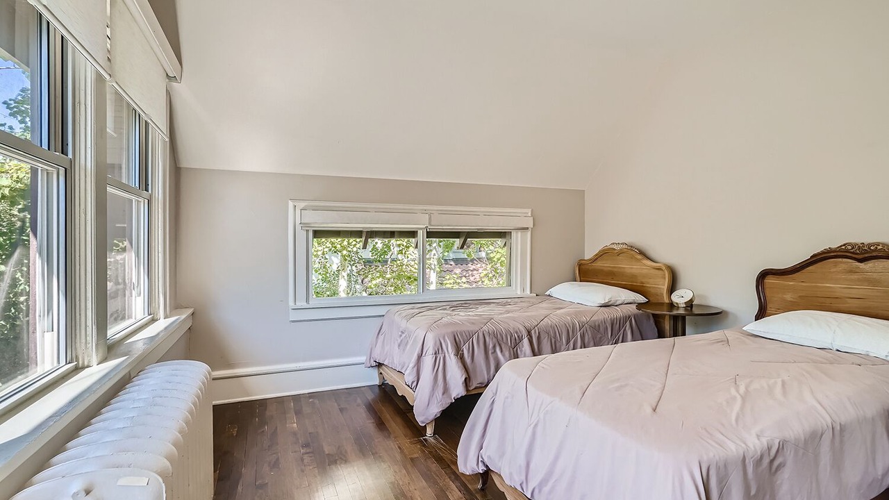 Photo of Bedroom in Congress Park
