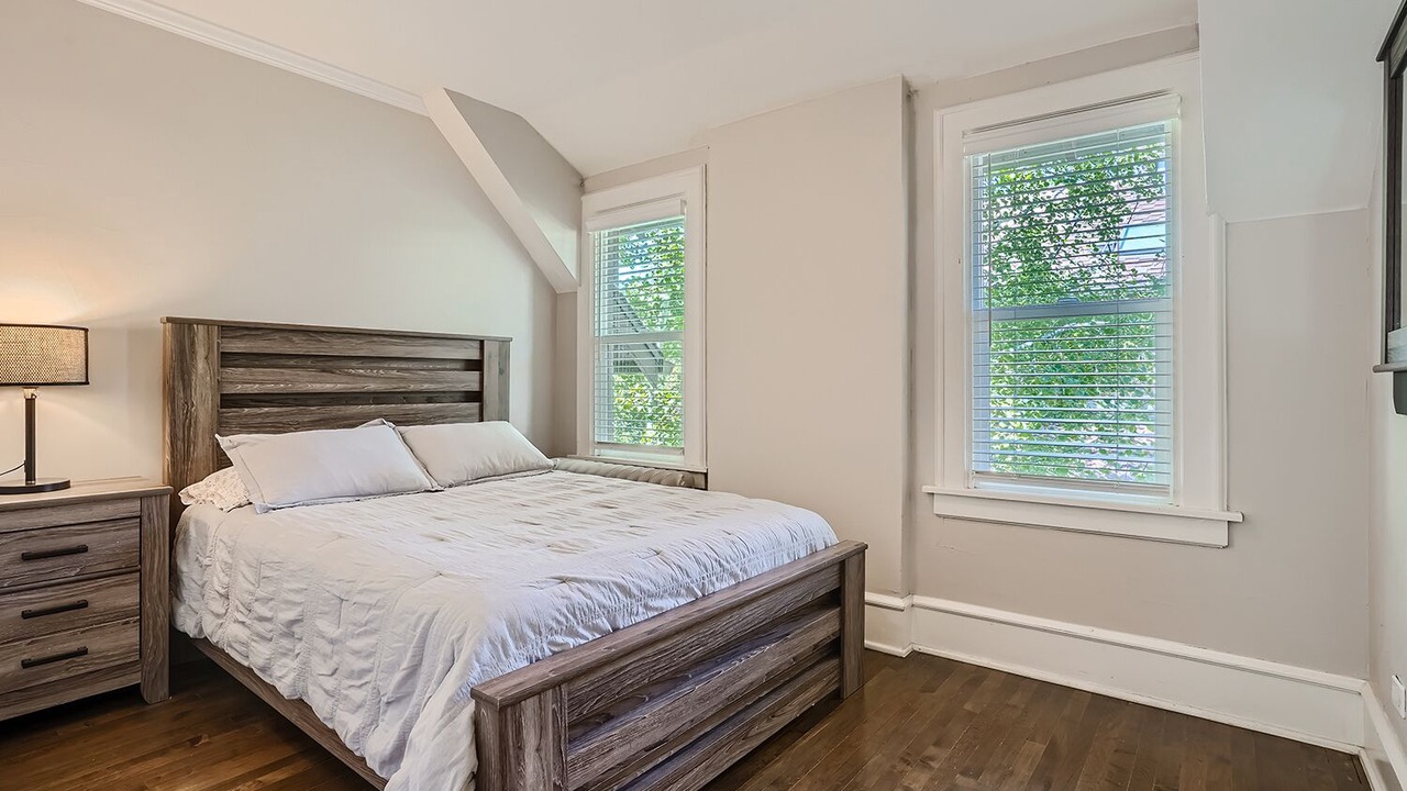 Photo of Bedroom in Congress Park