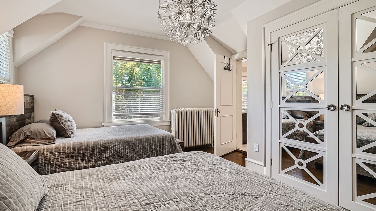 Photo of Bedroom in Congress Park