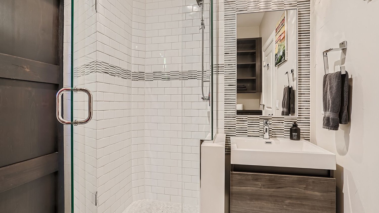 Photo of Bathroom in Congress Park