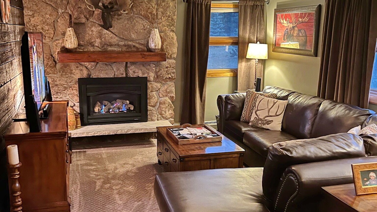 Photo of Livingroom in Carriage Hills
