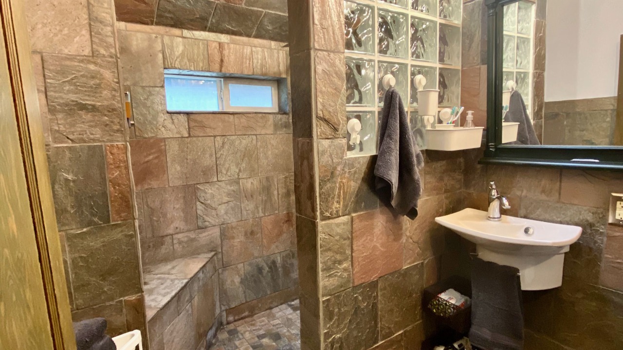 Photo of Bathroom in Beulah