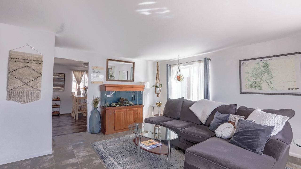 Photo of Livingroom in Scenic Heights
