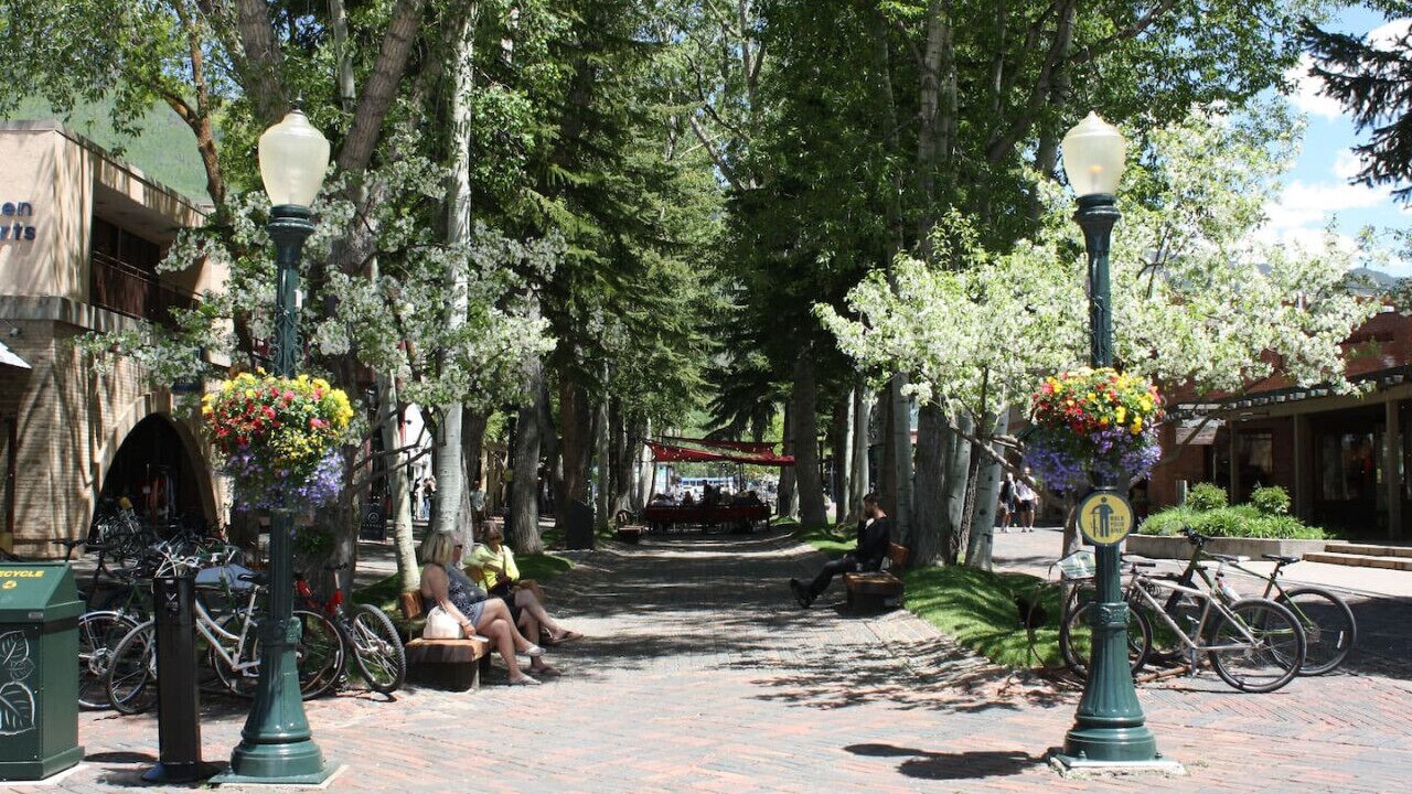 Photo of Others in Aspen