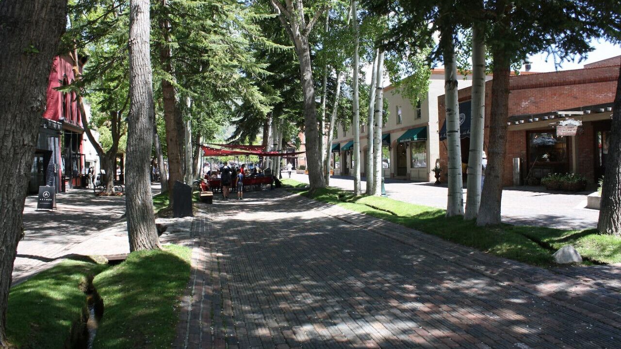 Photo of Others in Aspen