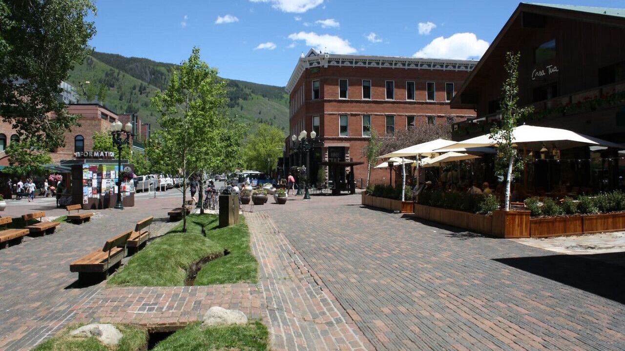 Photo of Others in Aspen