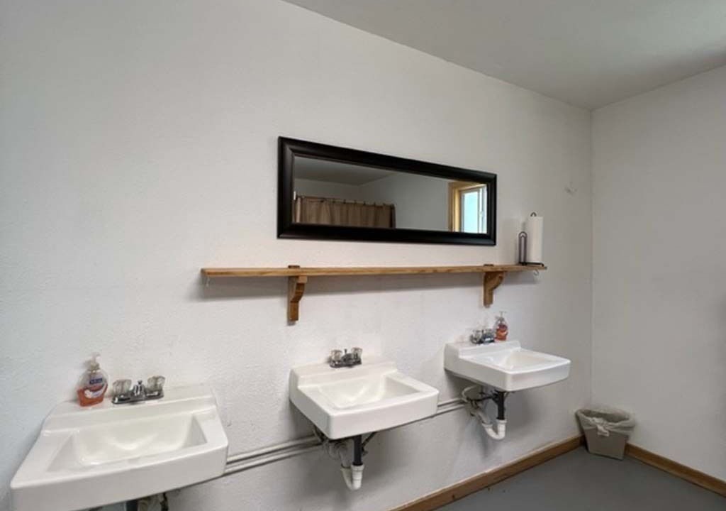 Photo of Bathroom in Alamosa