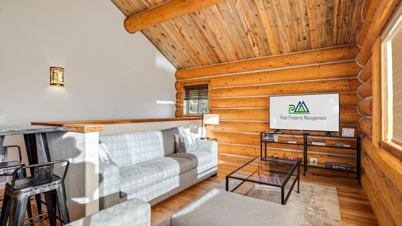 Photo of Livingroom in Michigan Hill