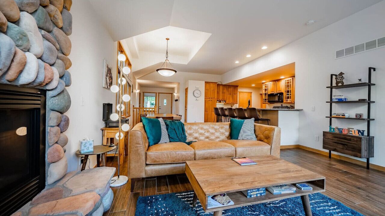 Photo of Livingroom in Estes Park