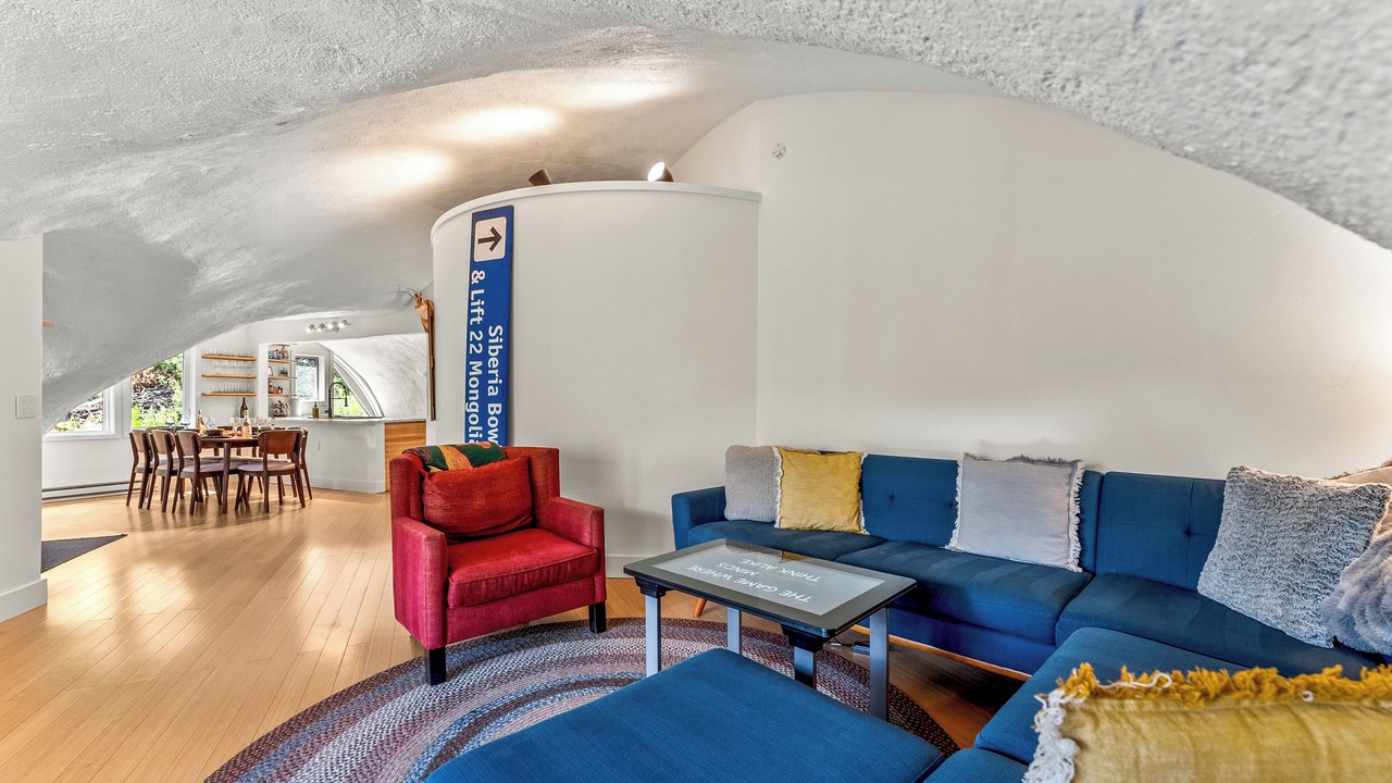 Photo of Livingroom in Intermountain