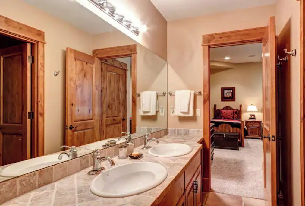 Photo of Bathroom in The Highlands