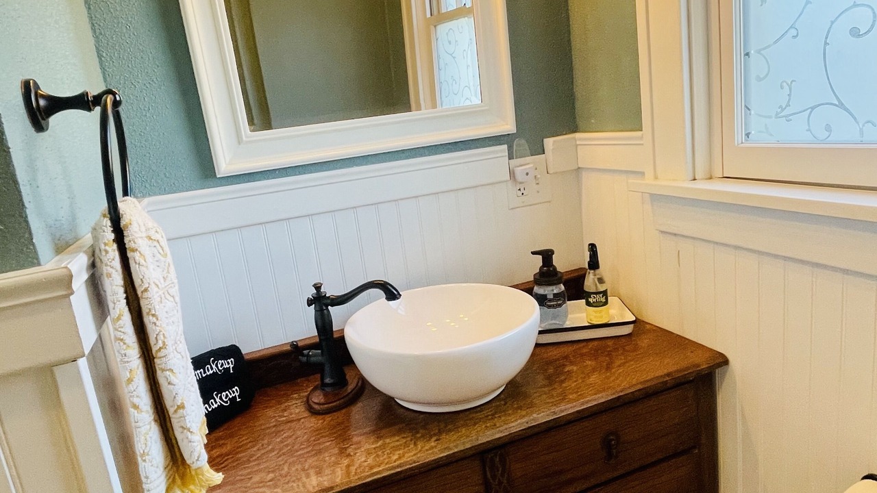 Photo of Bathroom in Pueblo