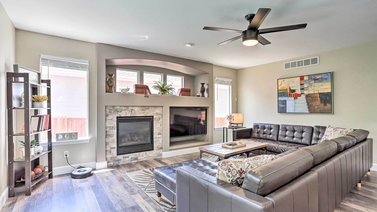 Photo of Livingroom in Thornton