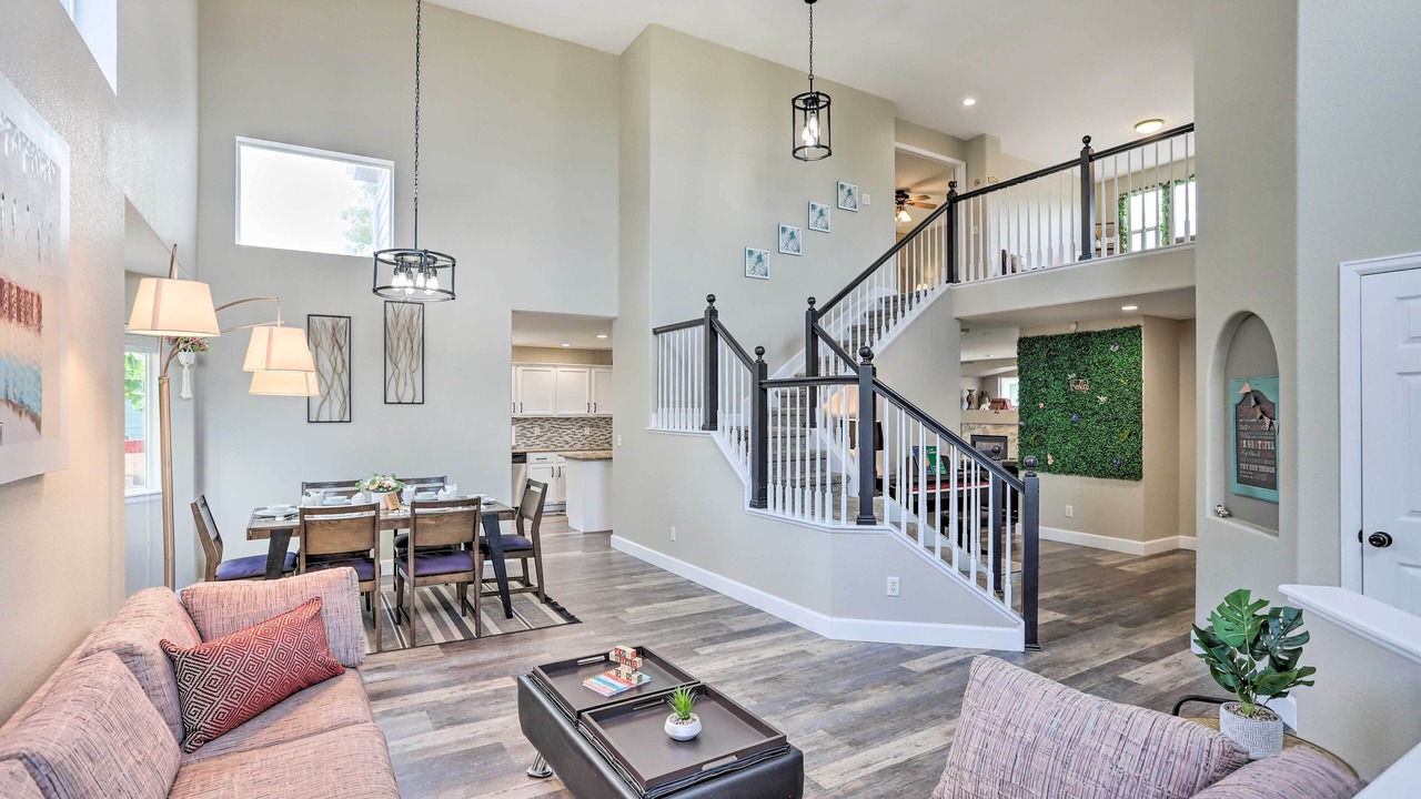 Photo of Livingroom in Thornton