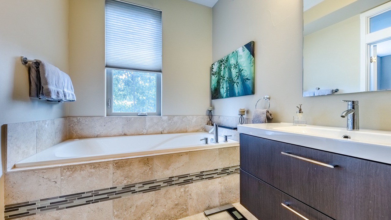 Photo of Bathroom in Highland