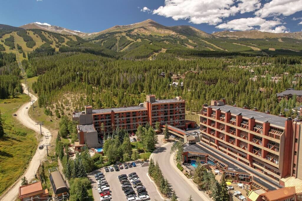 Photo of Outdoor in Peak 9