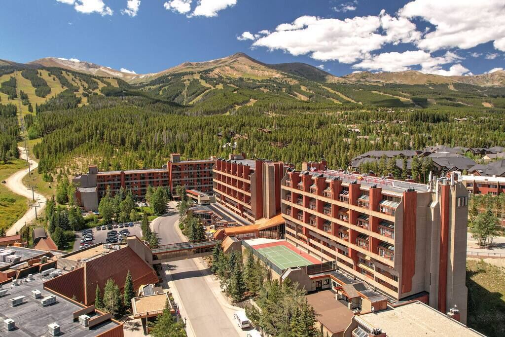 Photo of Outdoor in Peak 9