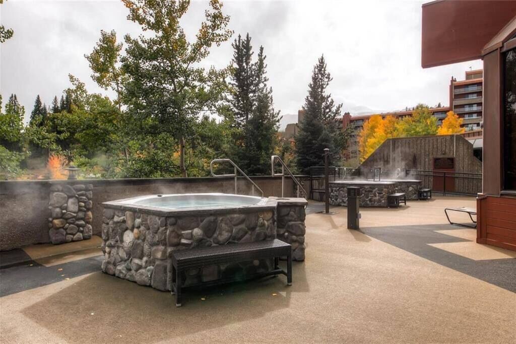 Photo of Patio Balcony in Peak 9