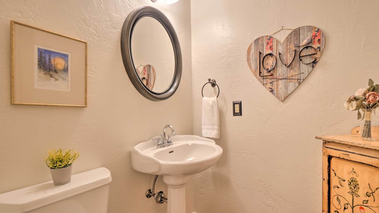 Photo of Bathroom in Breckenridge Heights