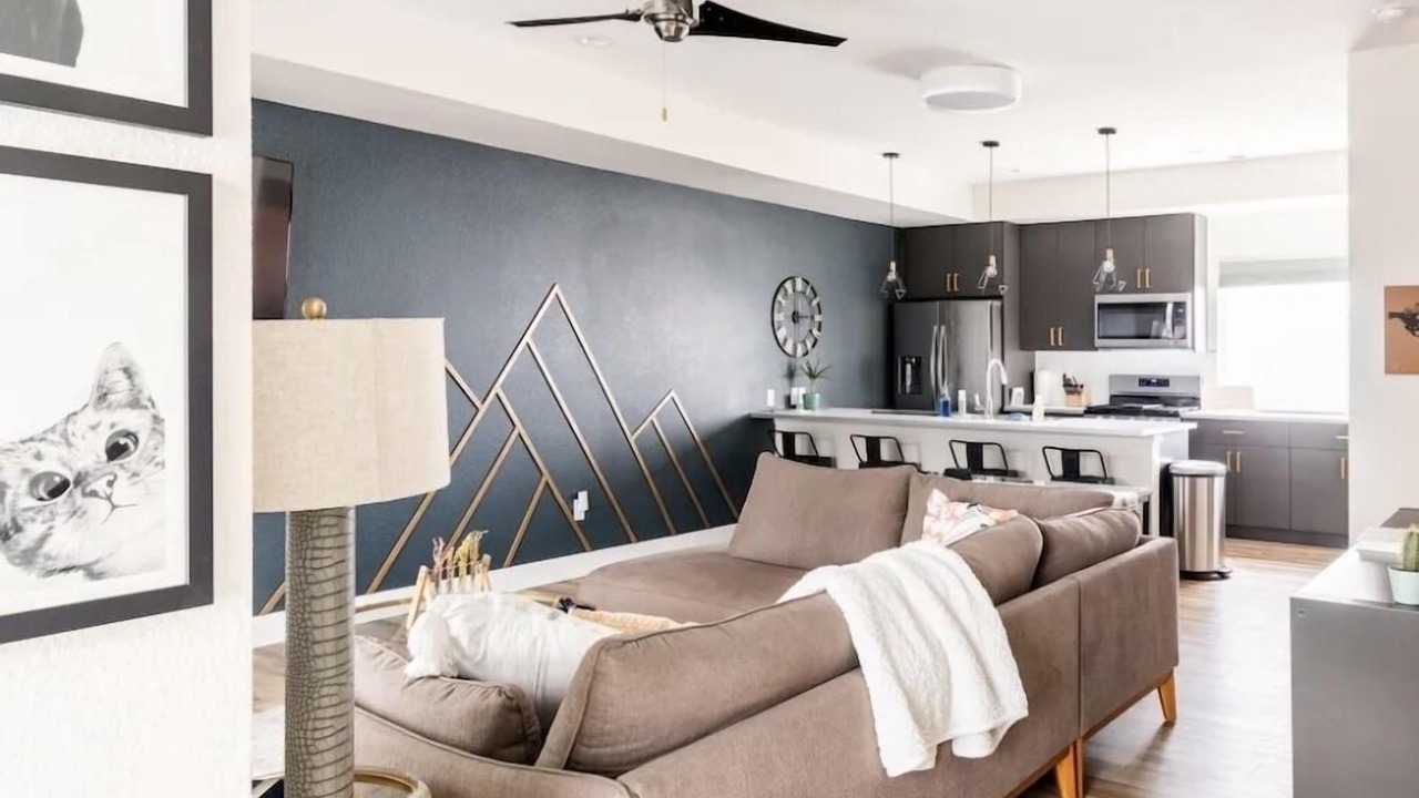 Photo of Livingroom in Lakewood