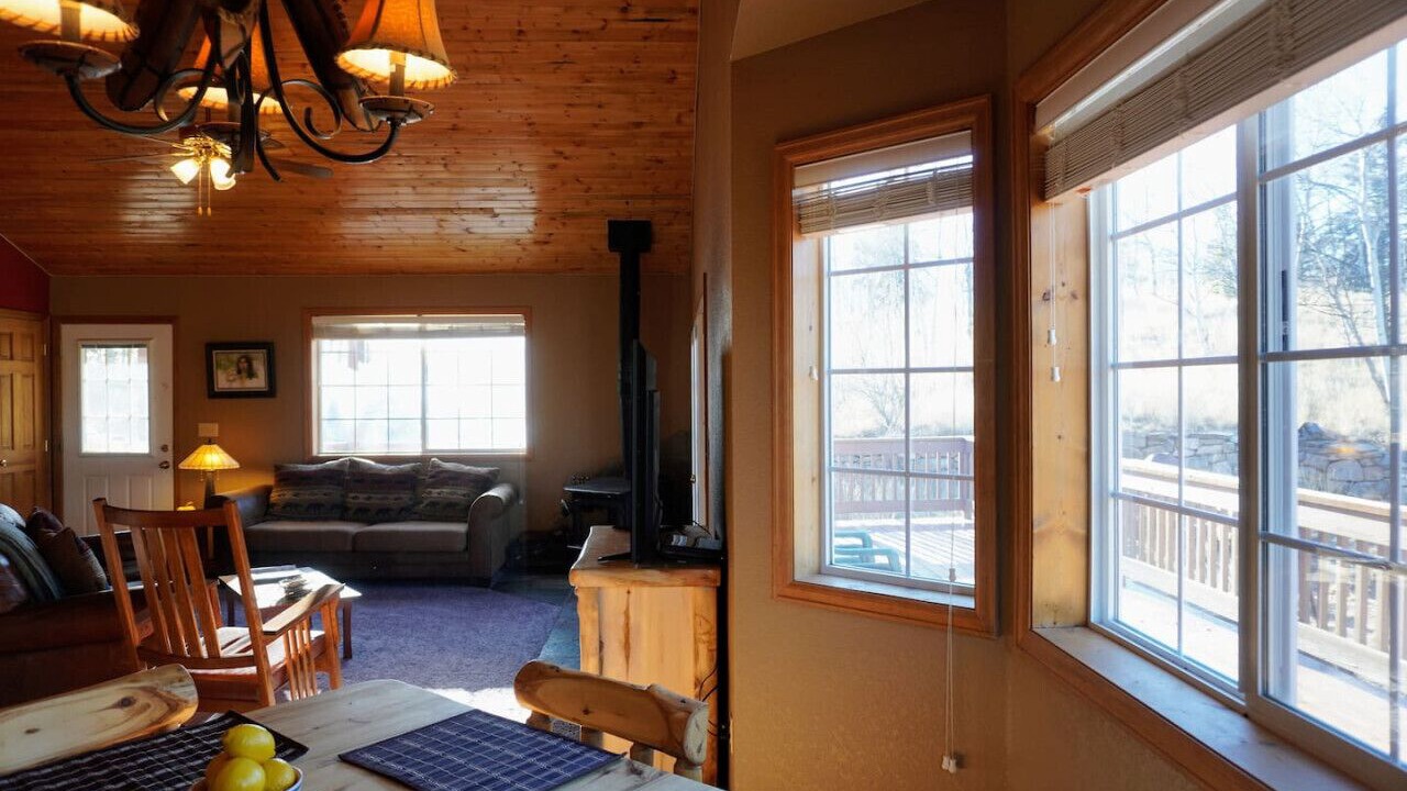Photo of Livingroom in Indian Mountain
