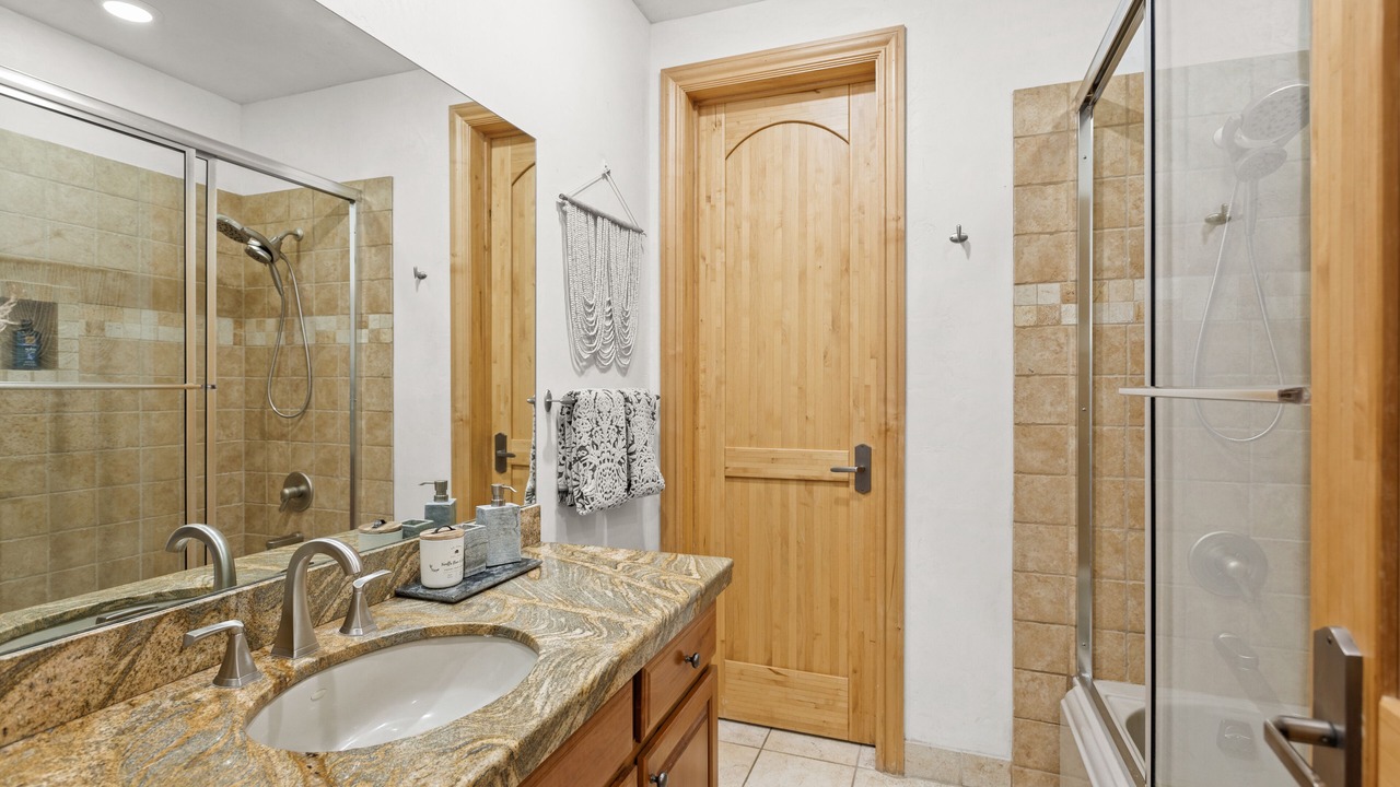 Photo of Bathroom in Carbondale
