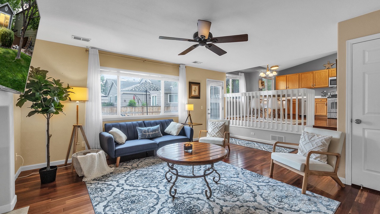 Photo of Livingroom in Westridge