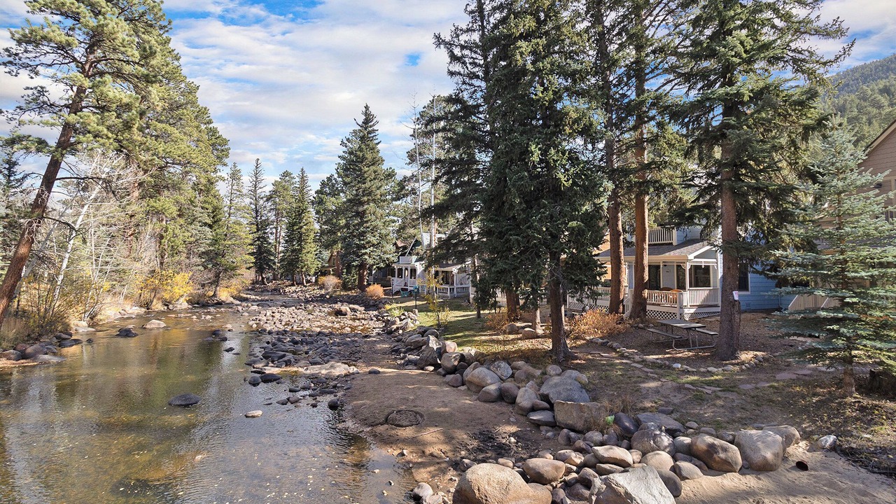 Photo of Others in Aspen Brook