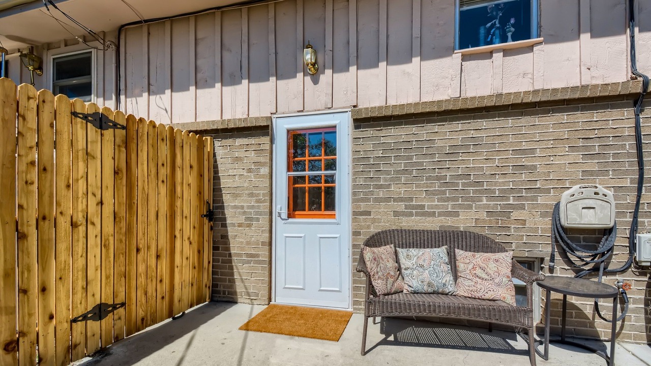Photo of Patio Balcony in East Old Golden Rd