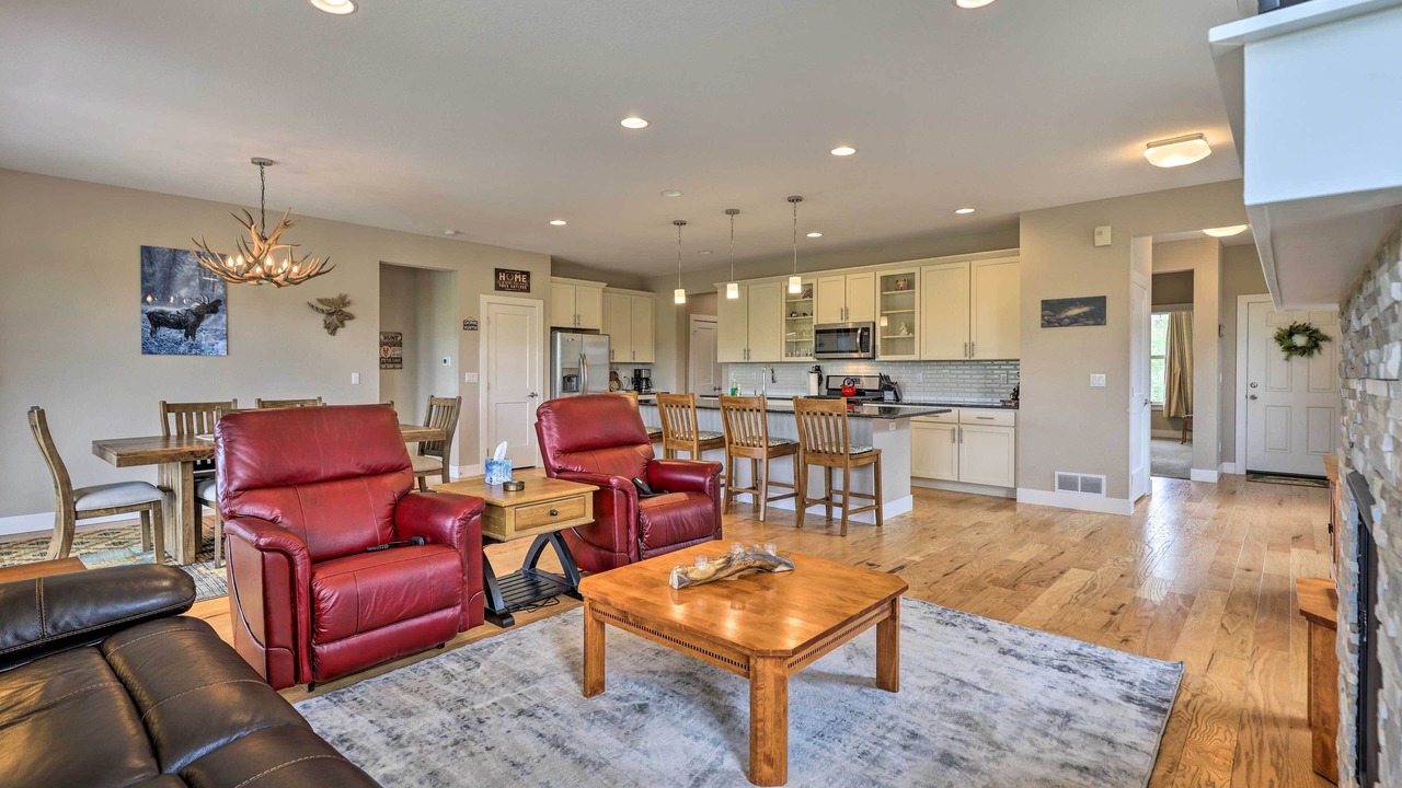 Photo of Livingroom in Grand Elk Ranch