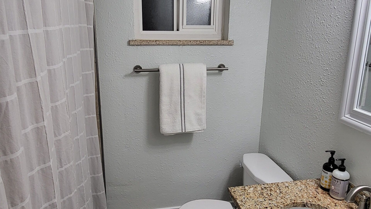 Photo of Bathroom in Kipling