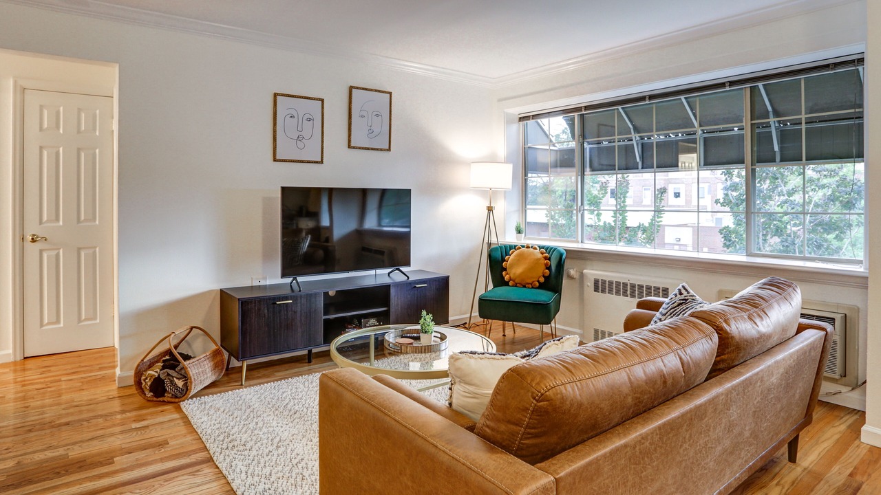 Photo of Livingroom in South Park Hill