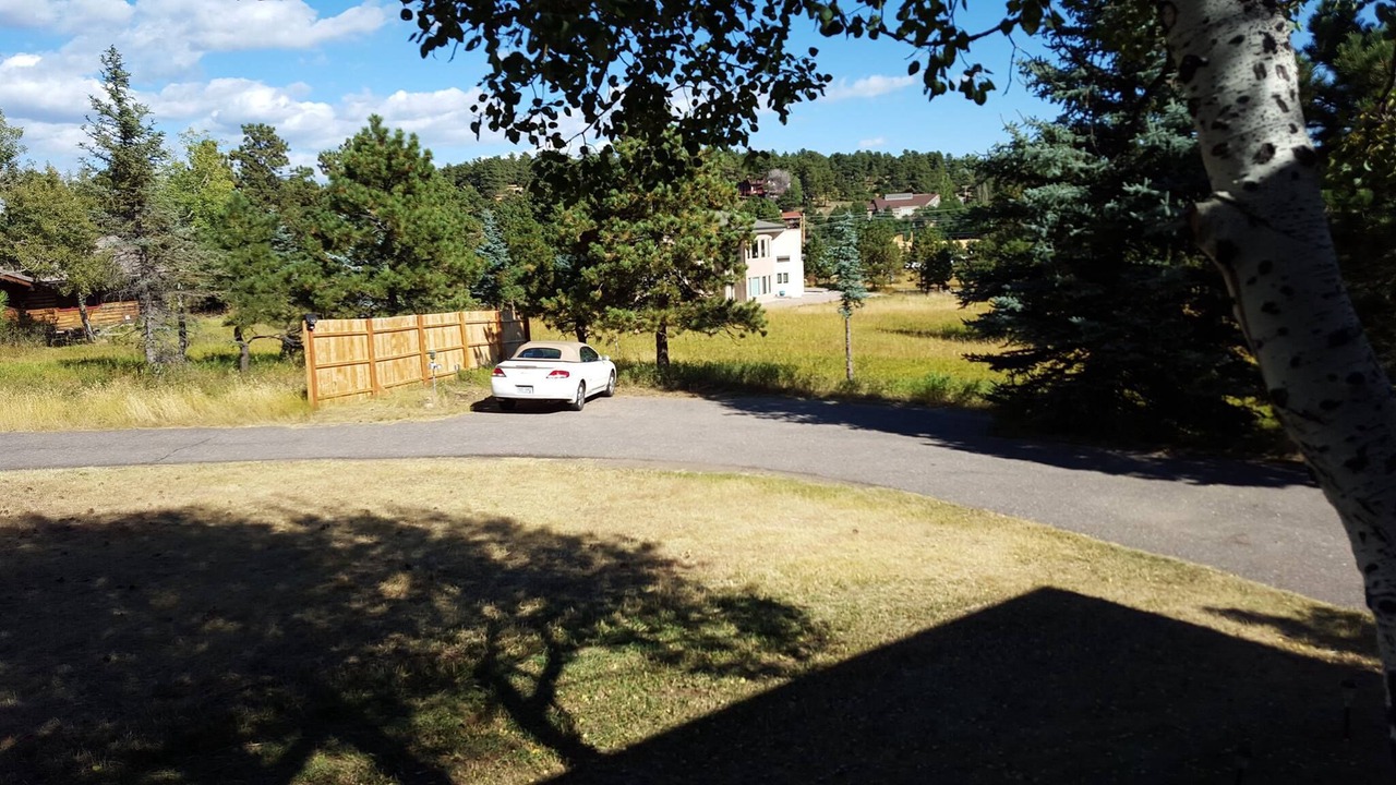 Photo of Outdoor in Golden