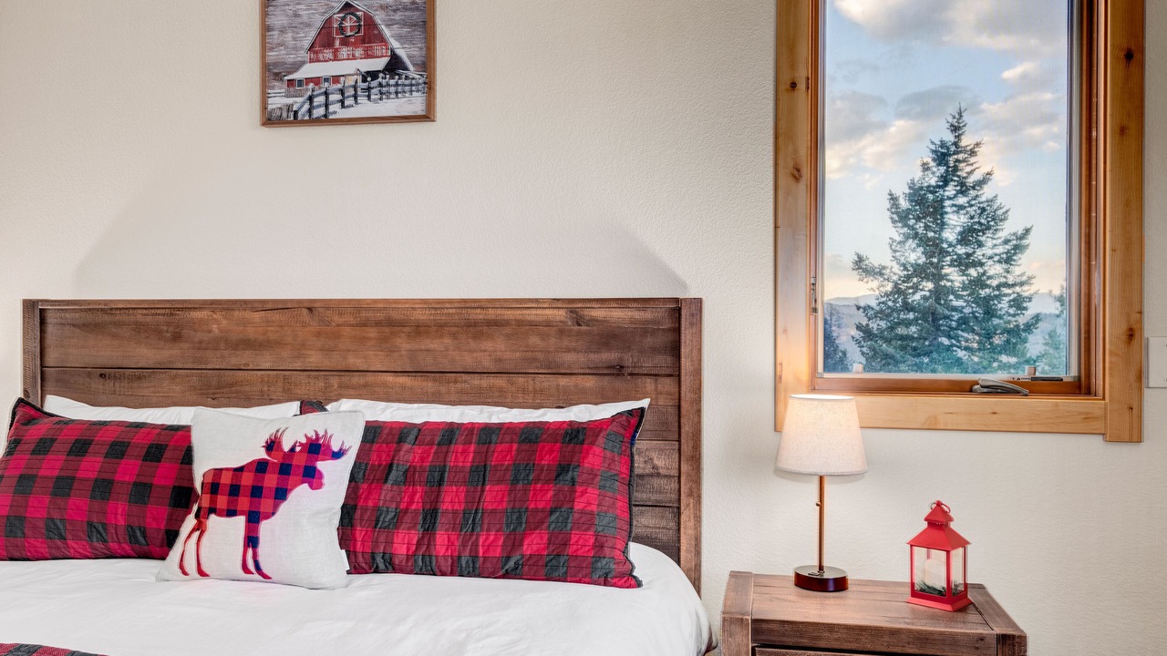 Photo of Bedroom in Evergreen