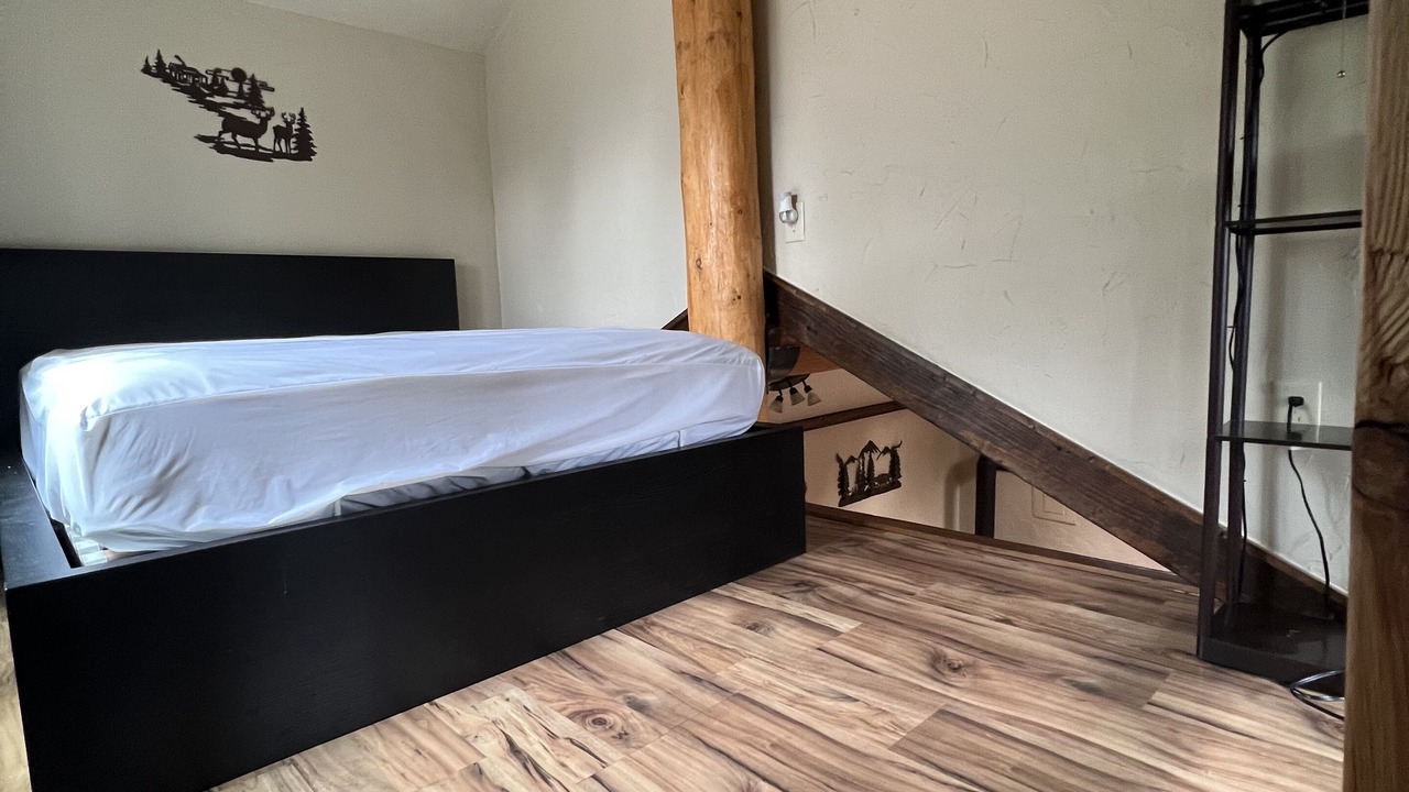 Photo of Bedroom in Woodland Park