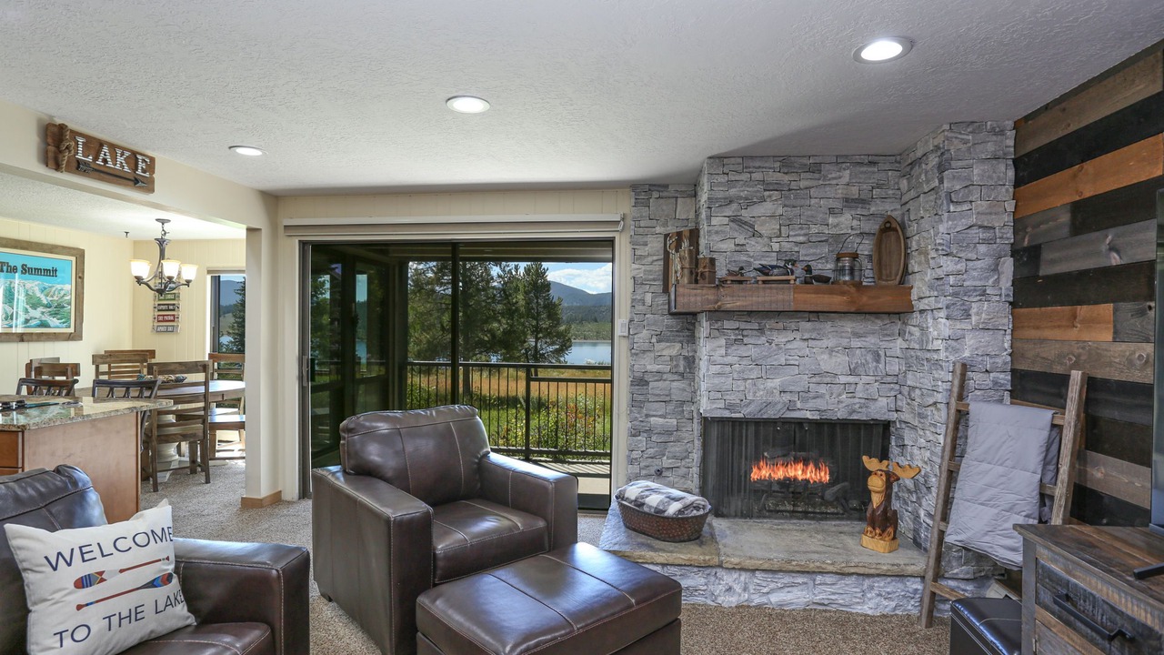 Photo of Livingroom in Dillon