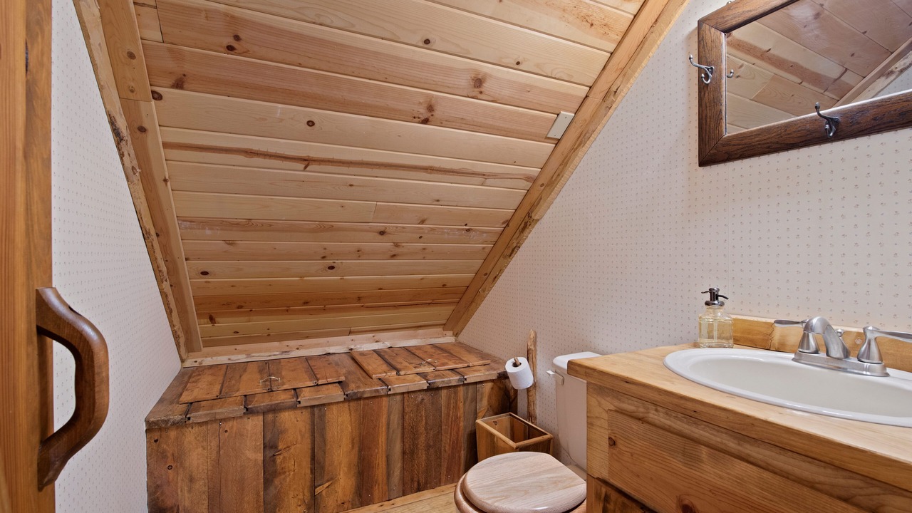 Photo of Bathroom in Sunset Ridge
