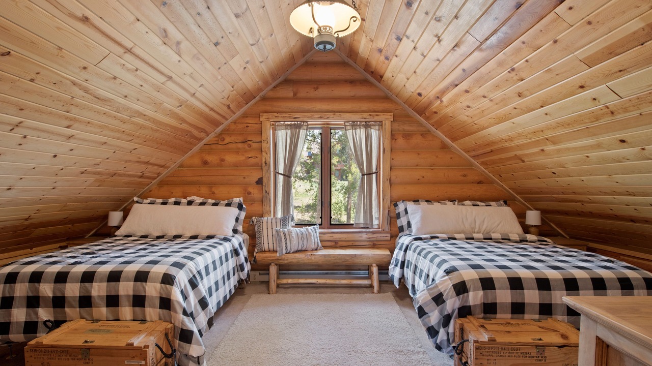 Photo of Bedroom in Sunset Ridge