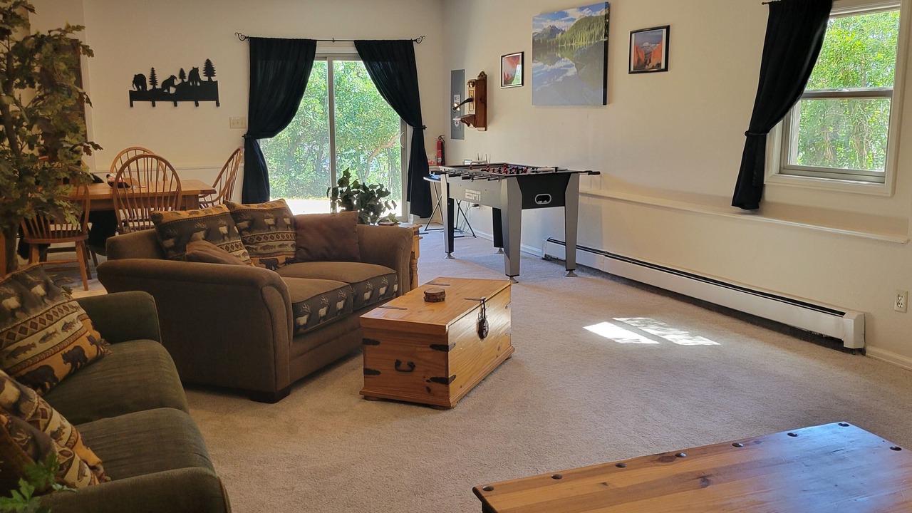 Photo of Livingroom in Southwest Colorado Springs