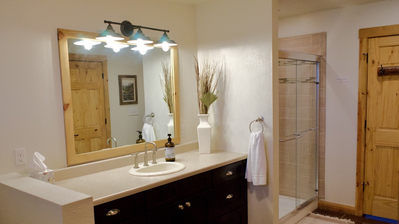 Photo of Bathroom in Park County